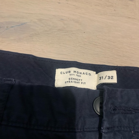 Club Monaco basically brand new nice fit chinos navy blue - Picture 2 of 4